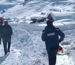 Artvin’de kar nedeniyle yaylada mahsur kalan 5 kişi kurtarıldı