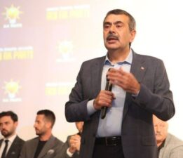 Bakan Yusuf Tekin partililerden dua istedi: Bana çok yükleniyorlar