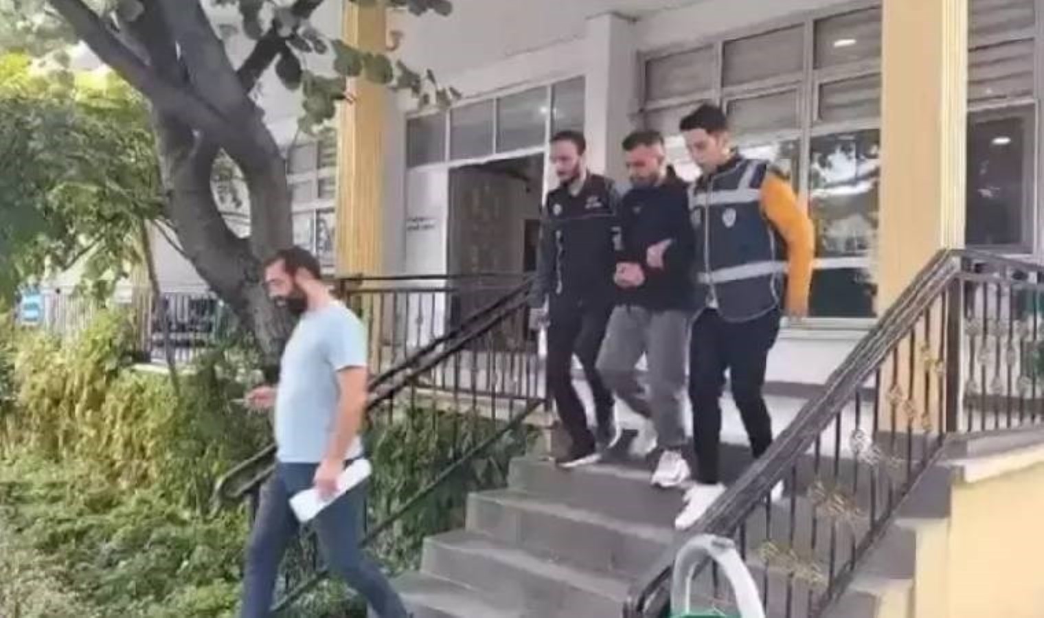 Bursa’da firari hükümlü evinde yakalandı!