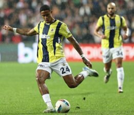 Fenerbahçe duyurdu: 2 oyuncudan kötü haber!