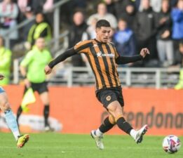 Hull City evinde Sunderland’e boyun eğdi!