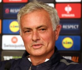 Jose Mourinho’dan sakatlık açıklaması: ‘Sezonu kapattı’