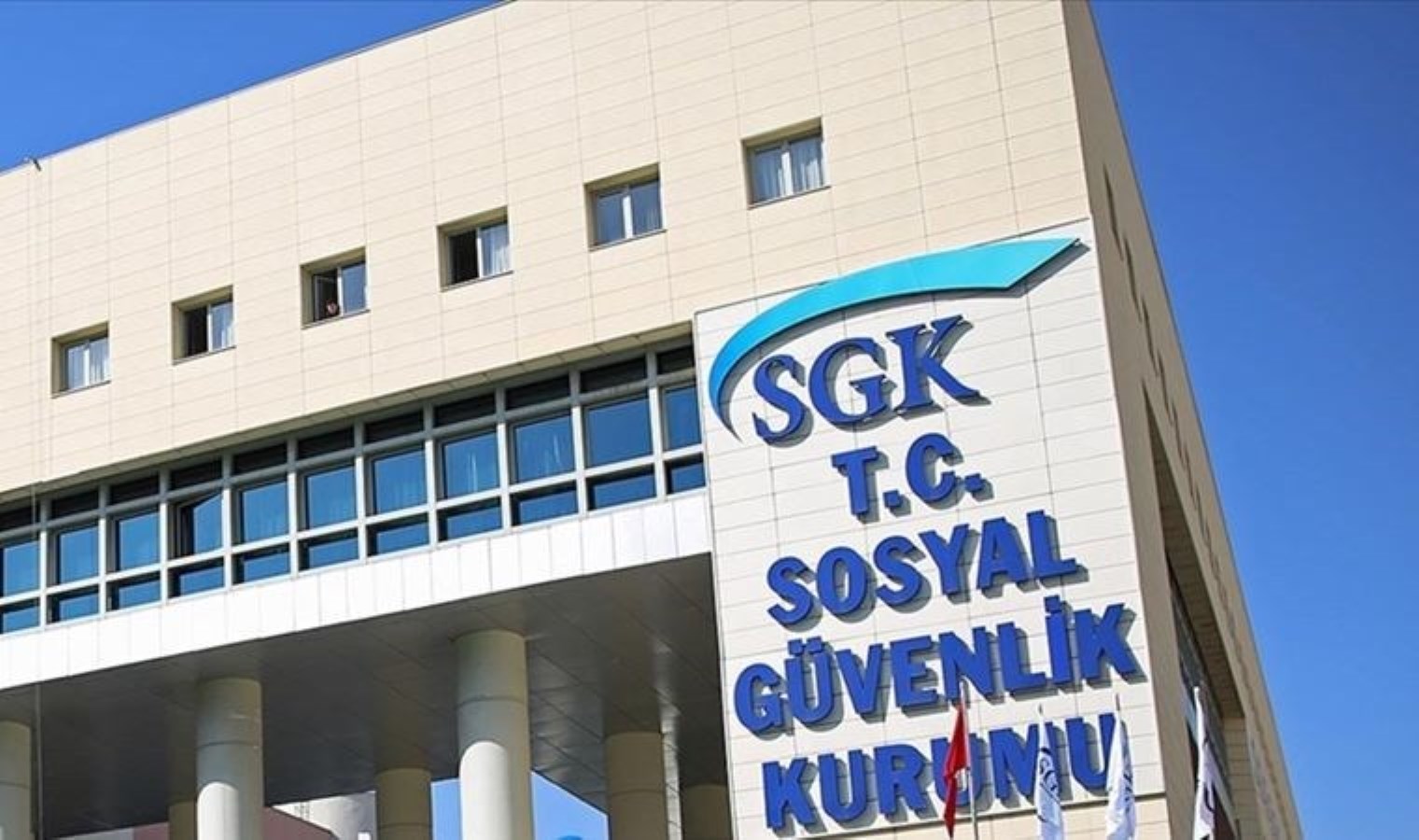 SGK’den emeklilere uyarı: Bu belge olmadan ödeme yapılmayacak!