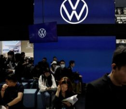 Uyuşturucu kullandığı öne sürüldü: Volkswagen yetkilisini sınır dışı etti