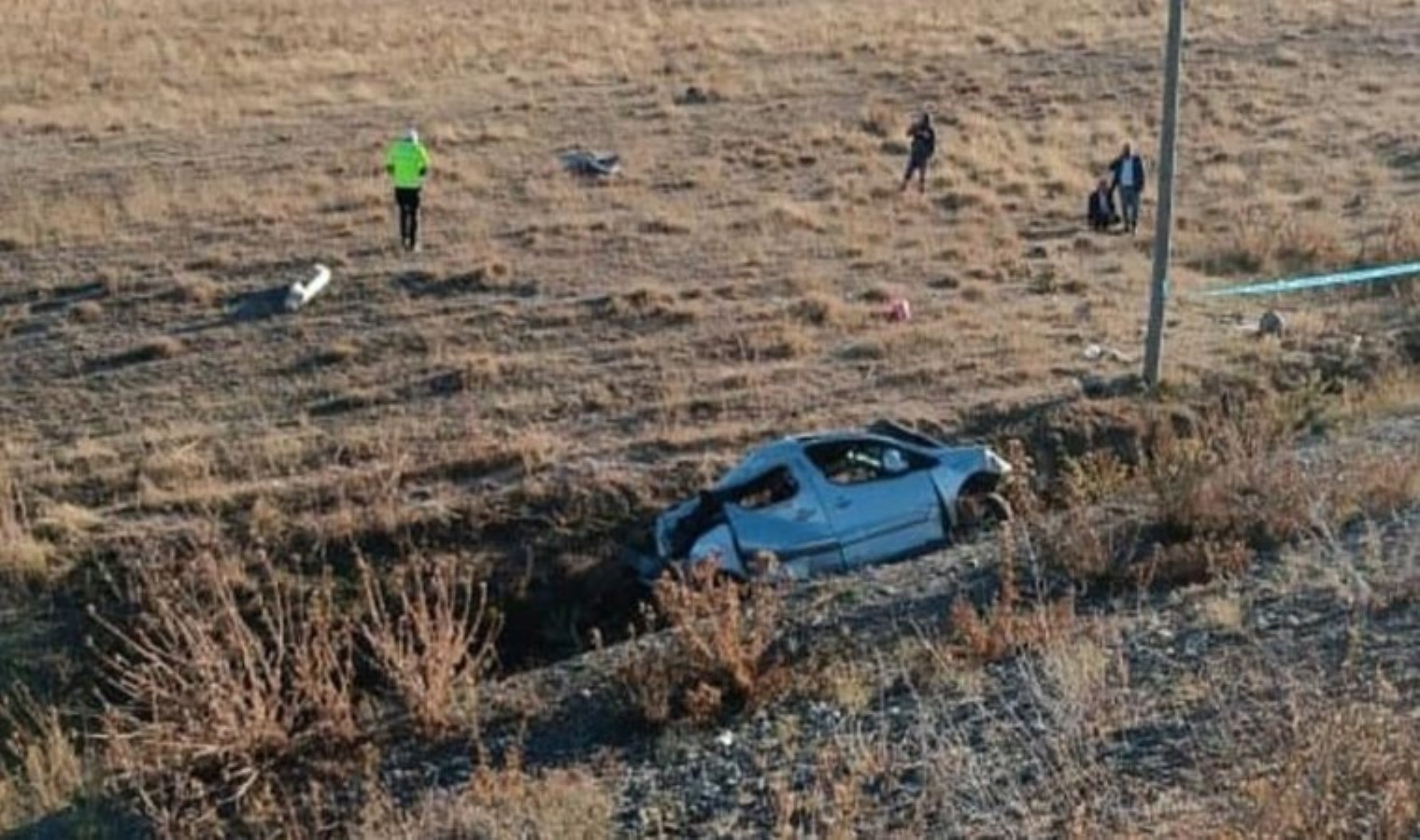 Van’da kamyonet şarampole devrildi: 2 ölü, 2 yaralı