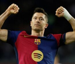 Yıldız futbolcu Messi’yi yakaladı: Barcelona, Sevilla’ya karşı zorlanmadı!