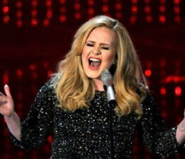 Adele, nadir bir bakteri sebebiyle kısmen duyma yetisini kaybetti!