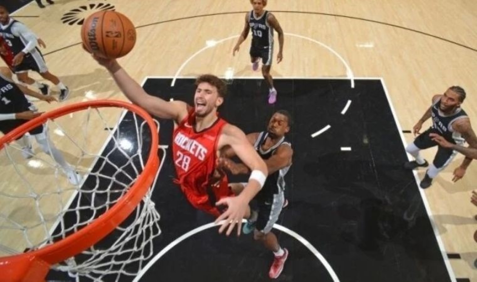 Alperen Şengün, uçmaya devam ediyor! Double-double klasiğini San Antonio’da da sürdürdü!