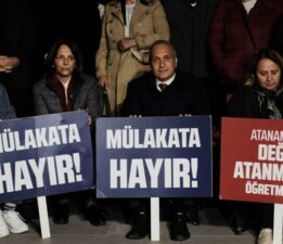 CHP’den Milli Eğitim Bakanlığı önünde oturma eylemi