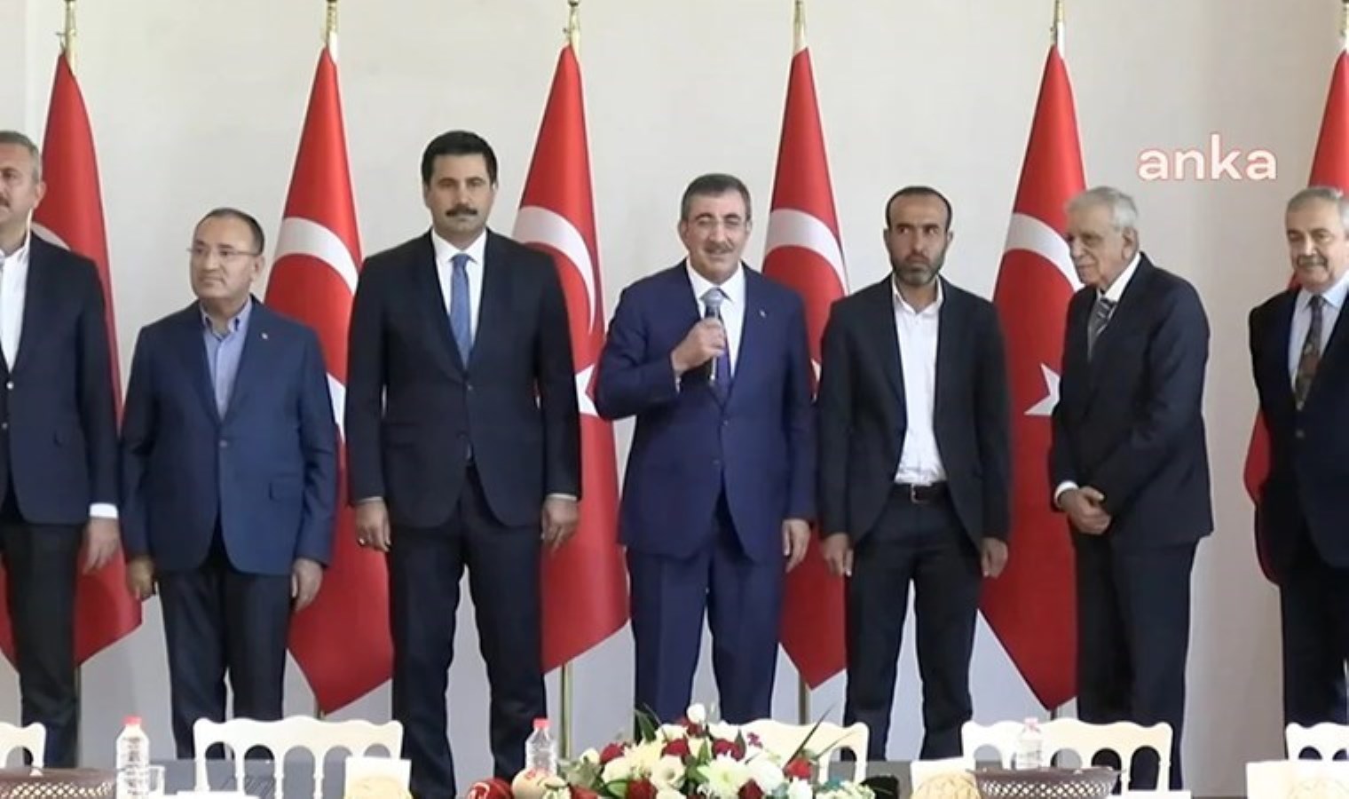 ‘Devlet’ arabulucu oldu: Şanlıurfa’da DEM Partili Şenyaşar ve AKP’li Yıldız aileleri barıştı