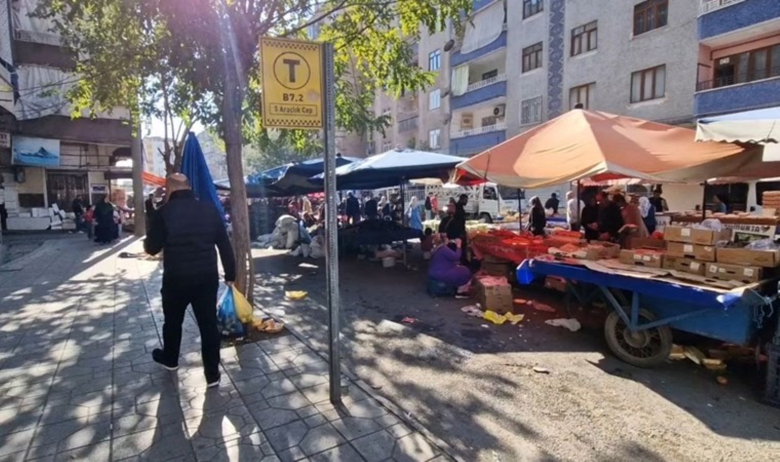 Diyarbakır’da semt pazarında kavga: 4 yaralı