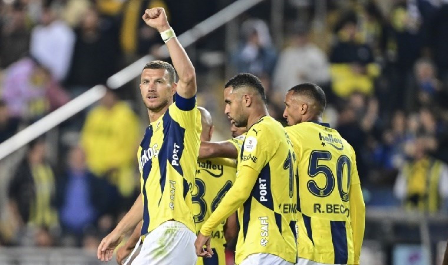 Edin Dzeko: ‘Fenerbahçe beni bunun için buraya getirdi’