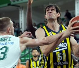 Fenerbahçe Beko deplasmanda güldü: 4’te 4 yaptı!