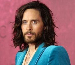 Hollywood yıldızı Jared Leto İstanbul’da belediye otobüsünde görüntülendi