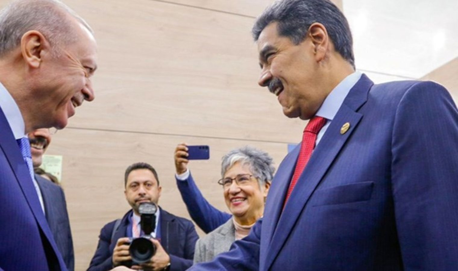 Maduro’dan ‘Erdoğan’ paylaşımı: ‘Yeni bir dünya inşa etmek için doğru yoldayız’