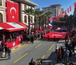 Manisa’da 101. yıla yakışır tören