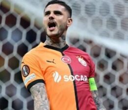 Mauro Icardi, Milan Baros’u yakaladı