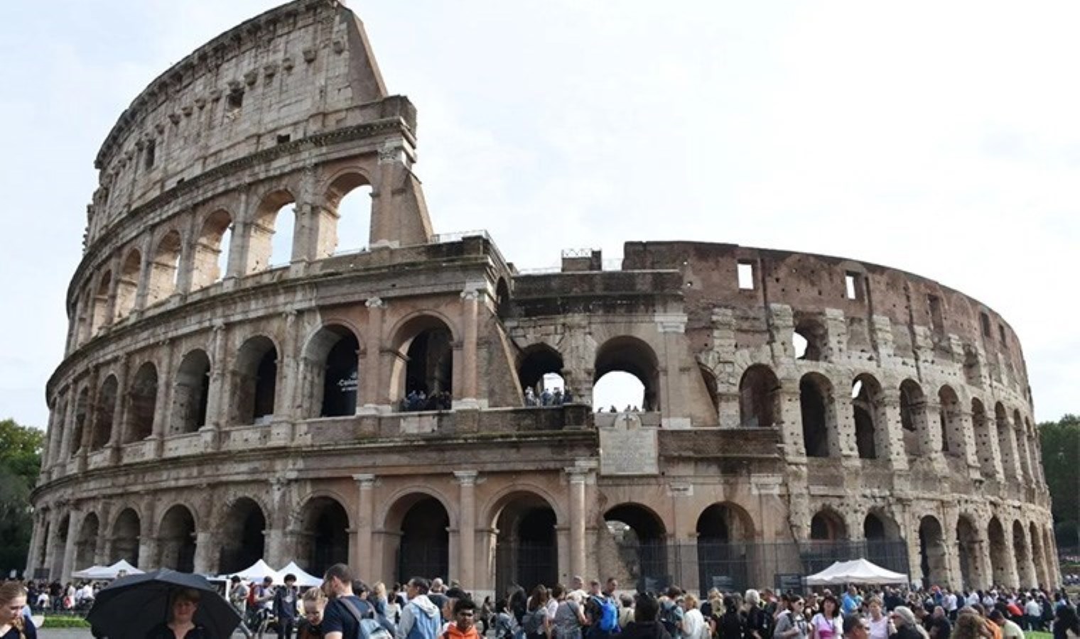 Roma’nın simge yapısı Kolezyum’da ‘Göbeklitepe’ sergisi açıldı