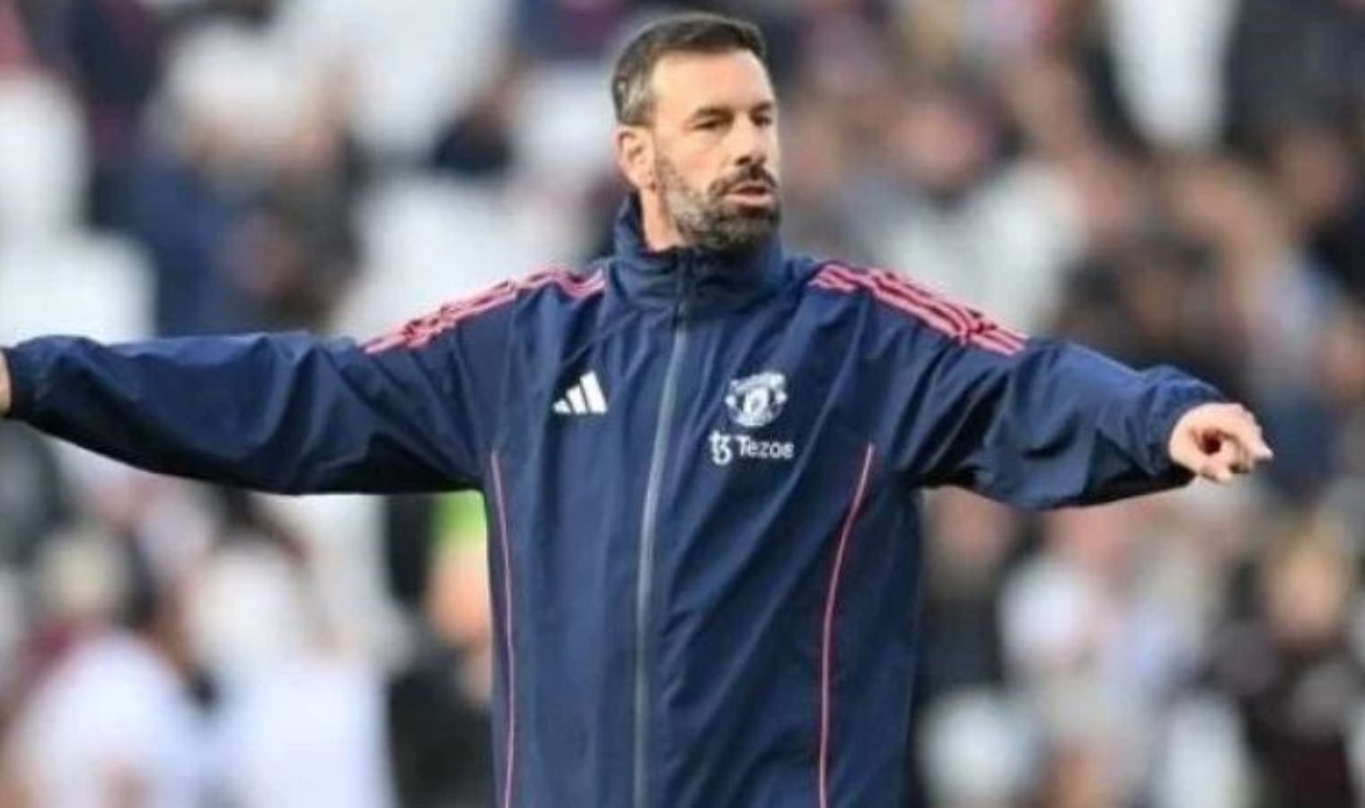 Ruud van Nistelrooy’dan Manchester United açıklamaları