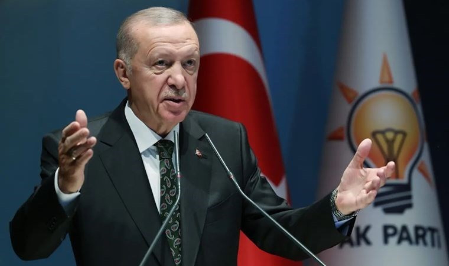 Sessizliğini Bahçeli’ye bozmuş! Erdoğan’dan ‘Öcalan’ tebriği