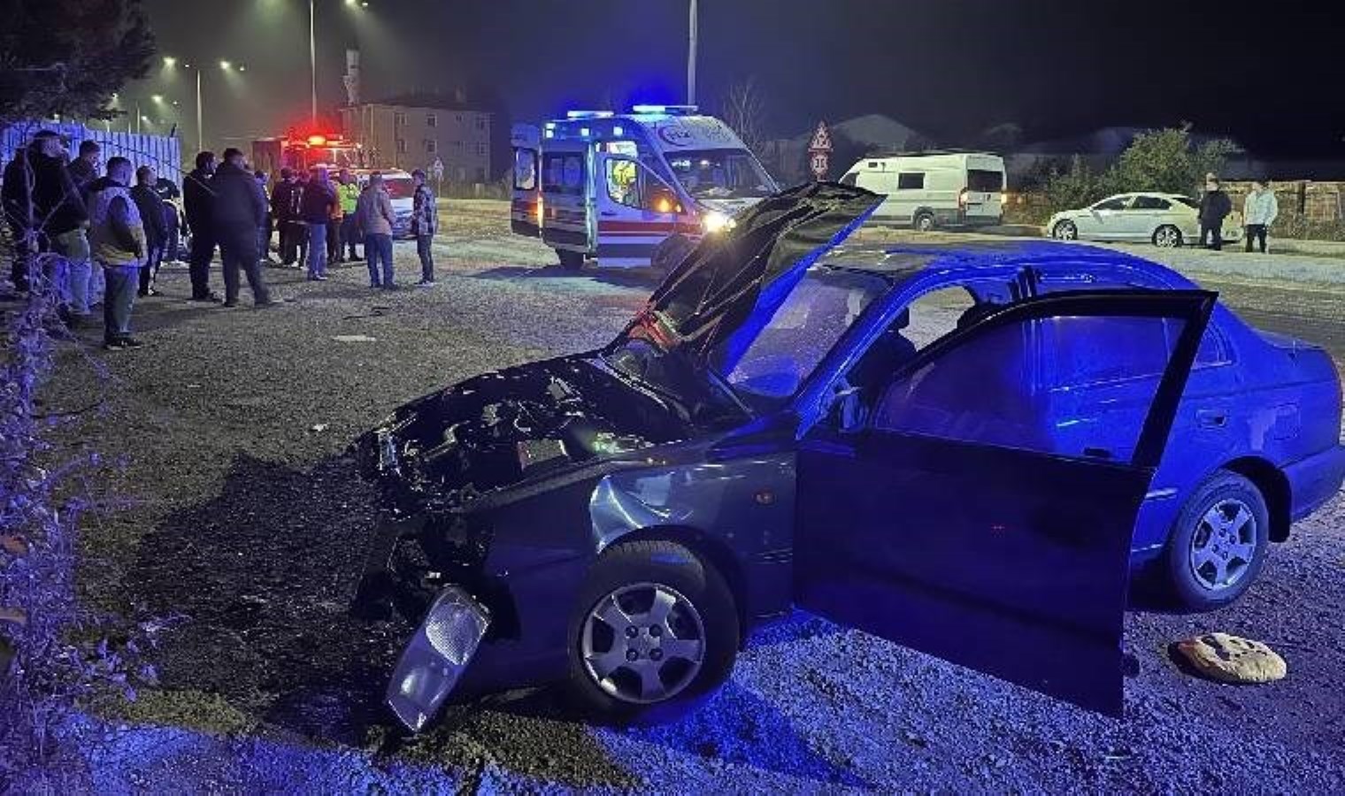 Tekirdağ’da feci kaza: Önce bariyere, sonra duvara çarptı!