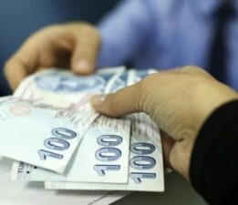 Türkiye’nin önde gelen 118 iktisatçısından çağrı! ‘Asgari ücret için acilen adım atın’