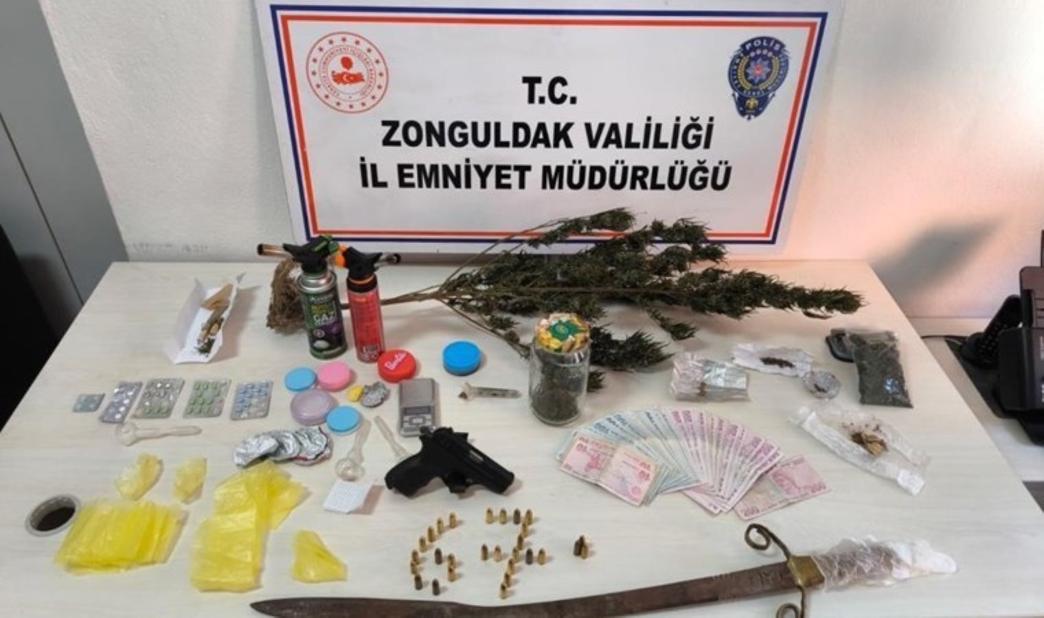 Zonguldak’ta uyuşturucu operasyonu: 18 şüpheli yakalandı