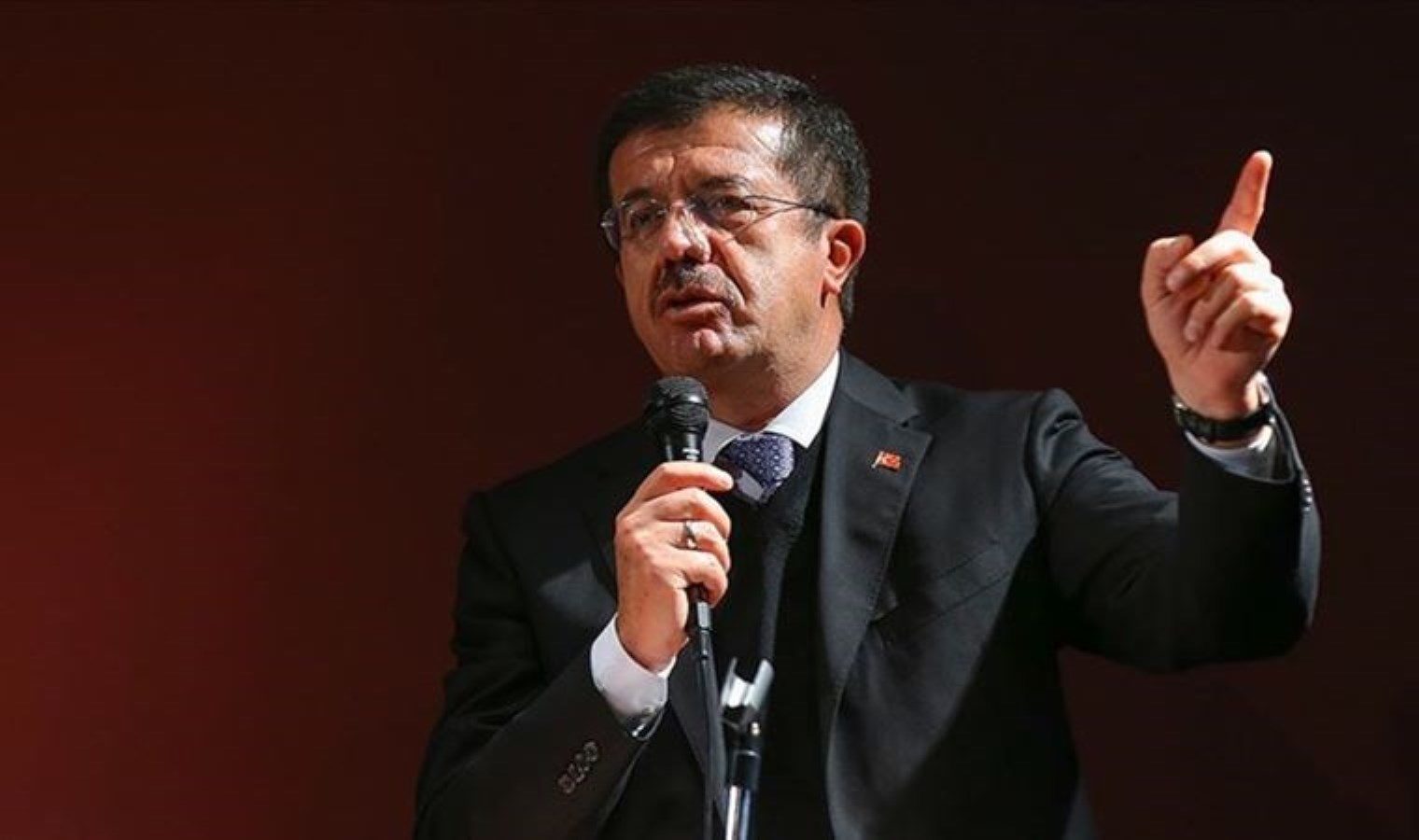 AKP Genel Başkan Yardımcısı Nihat Zeybekci’den Ahmet Özer tepkilerine: Niye ciyak ciyak bağırıyorsunuz?