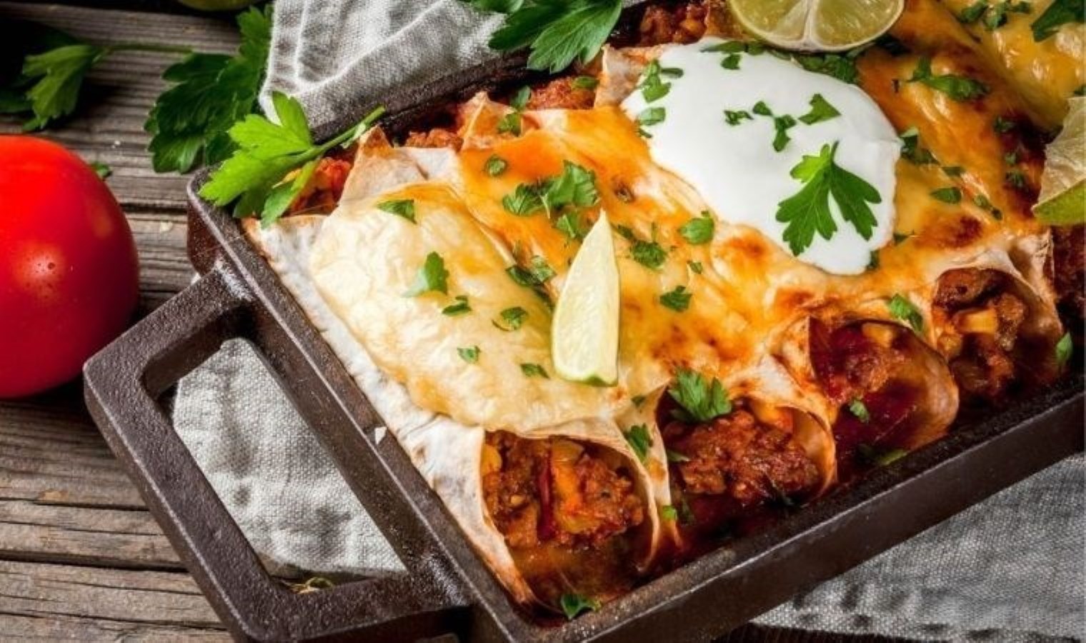 Akşam yemeğine Meksika mutfağından gelen enfes lezzet: Enchilada tarifi