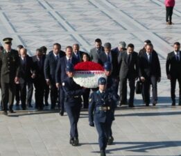 Anahtar Parti, Anıtkabir’i ziyaret etti