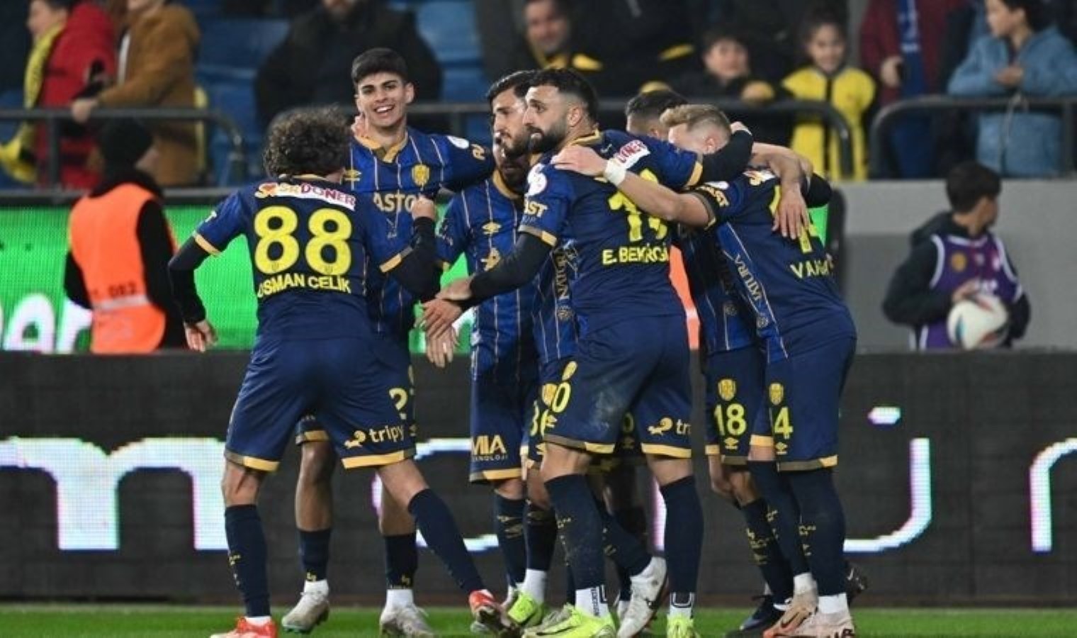 Ankaragücü, Erokspor’u üç golle geçti