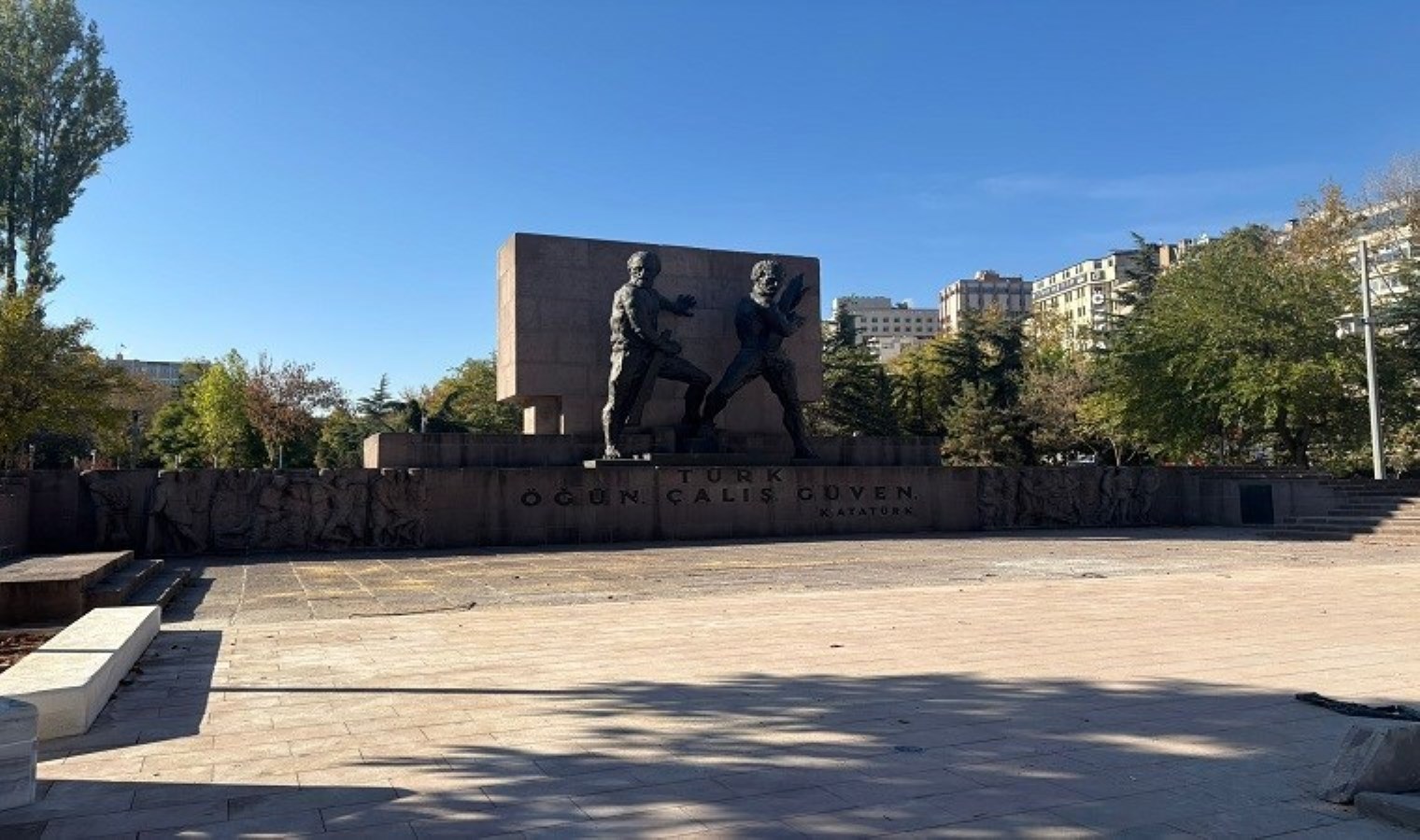 Ankara’nın simgelerinden Güvenpark yeni yüzüyle yurttaşlara açıldı