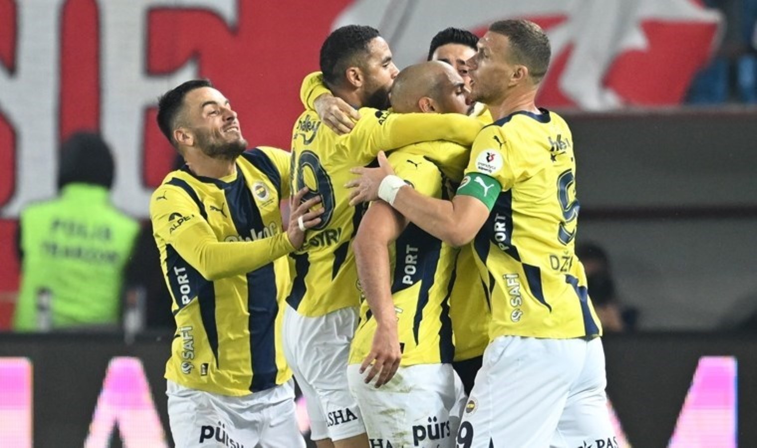 AZ Alkmaar – Fenerbahçe maçı ne zaman, saat kaçta, hangi kanalda?