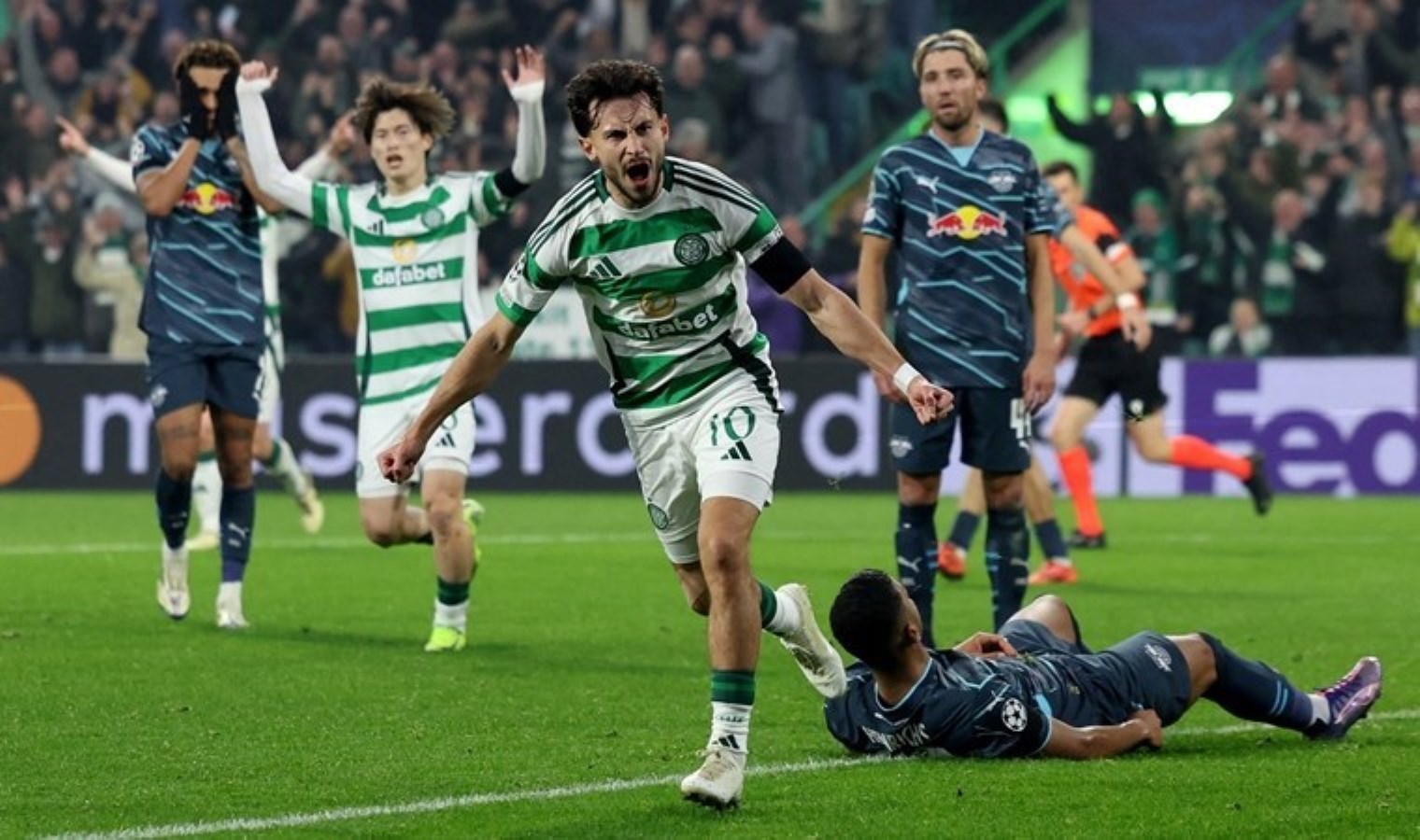 Celtic evinde şov yaptı: RB Leipzig’in puan hasreti devam etti!