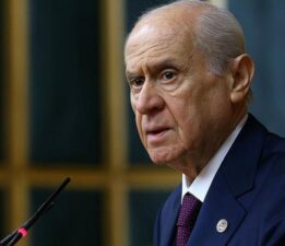 Devlet Bahçeli kürsüde ‘Öcalan’ çağrısını yineledi: ‘Teklifimde ısrarcıyım, sözümün arkasındayım!’