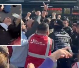 Esenyurt’ta CHP’nin ‘kayyum’ protestosuna biber gazıyla müdahale: Bir yurttaş fenalaştı