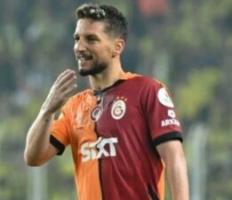 Galatasaray’da Dries Mertens’e plaket!