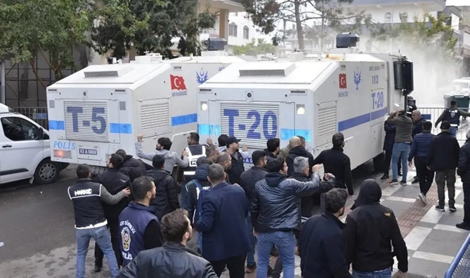 ‘Kayyum’ protestoları: Halfeti’de 8 gözaltı daha