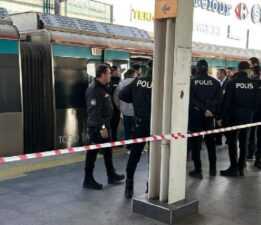 Marmaray’da intihar girişimi: Seferler durduruldu