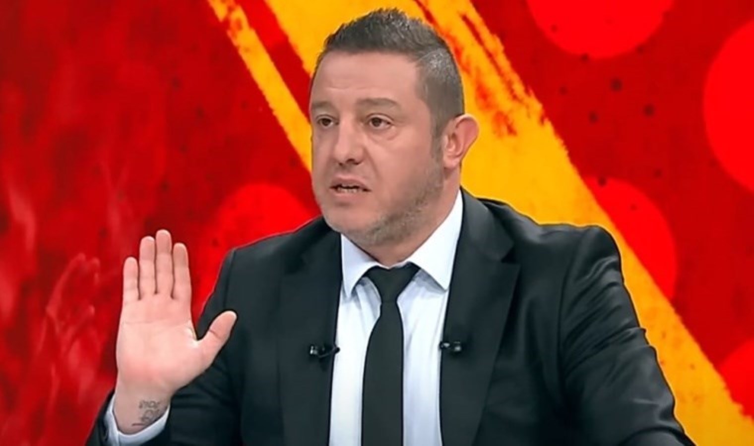 Nihat Kahveci’den sert eleştiri: ‘Bitirdi Fenerbahçe’yi’