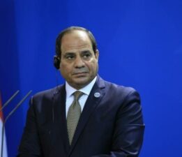 Sisi’den Sudan’da ateşkes çağrısı