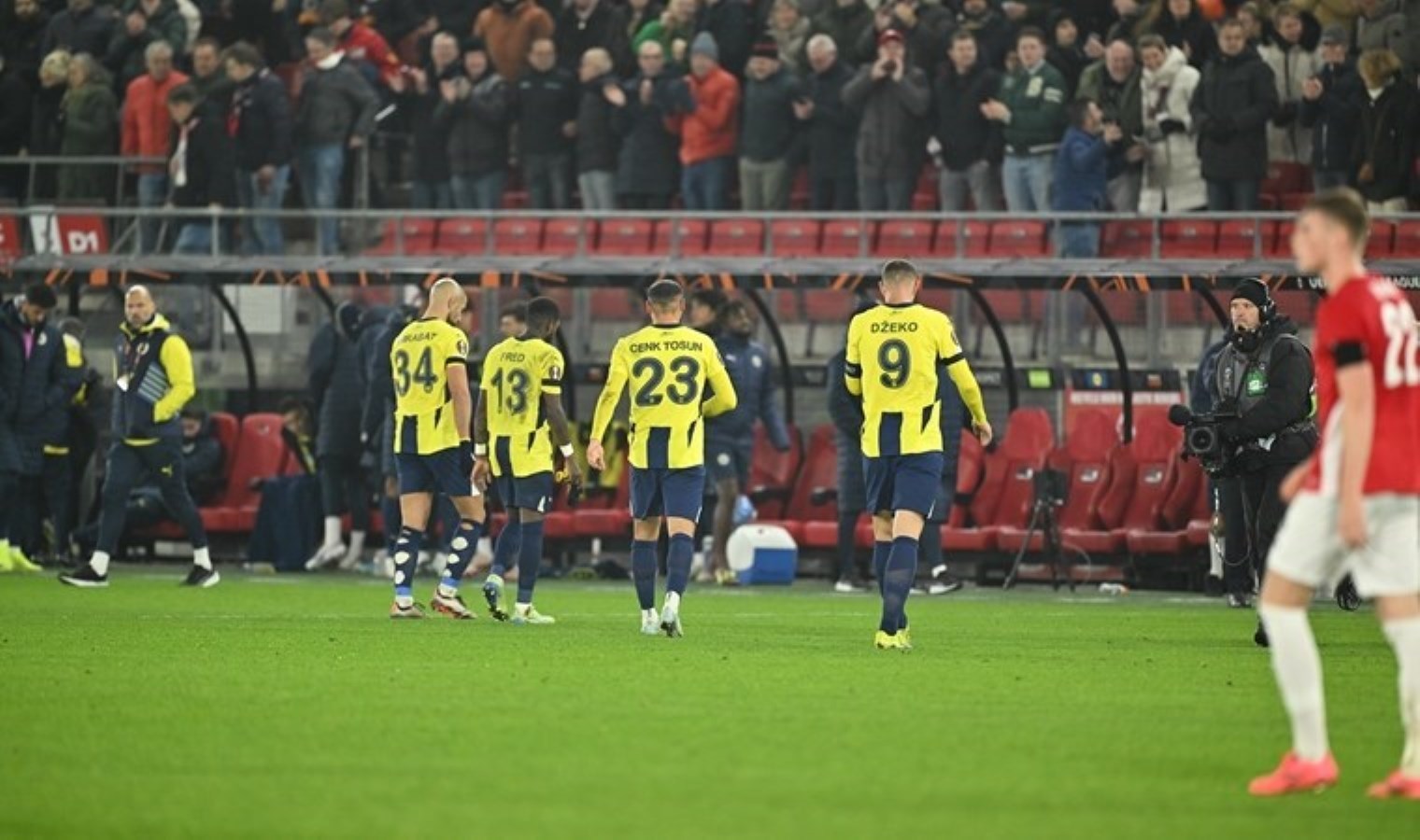 Spor yazarları AZ Alkmaar – Fenerbahçe maçını yorumladı: ‘Bu çaresizliğin açıklaması yok’