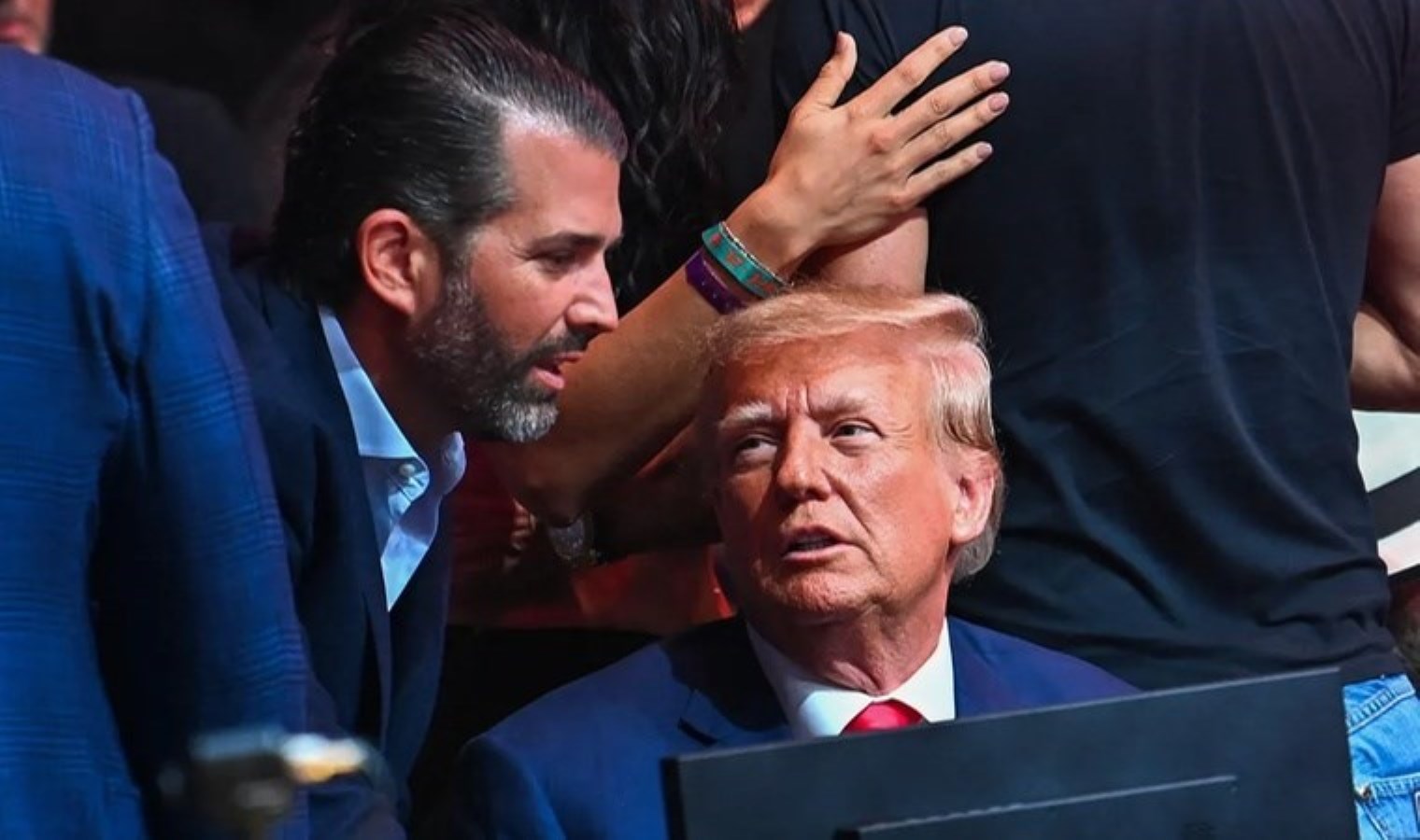 Trump’ın oğlu, Harris ile alay etti: ‘Başardık Joe’