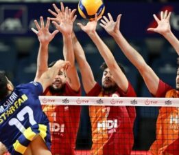 Voleybol derbisinde kazanan Fenerbahçe Medicana!