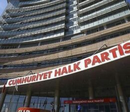 CHP’de 81 il başkanı devam eden kurultay tartışmalarına karşı ortak açıklama yaptı: ‘Açlığı konuşalım’