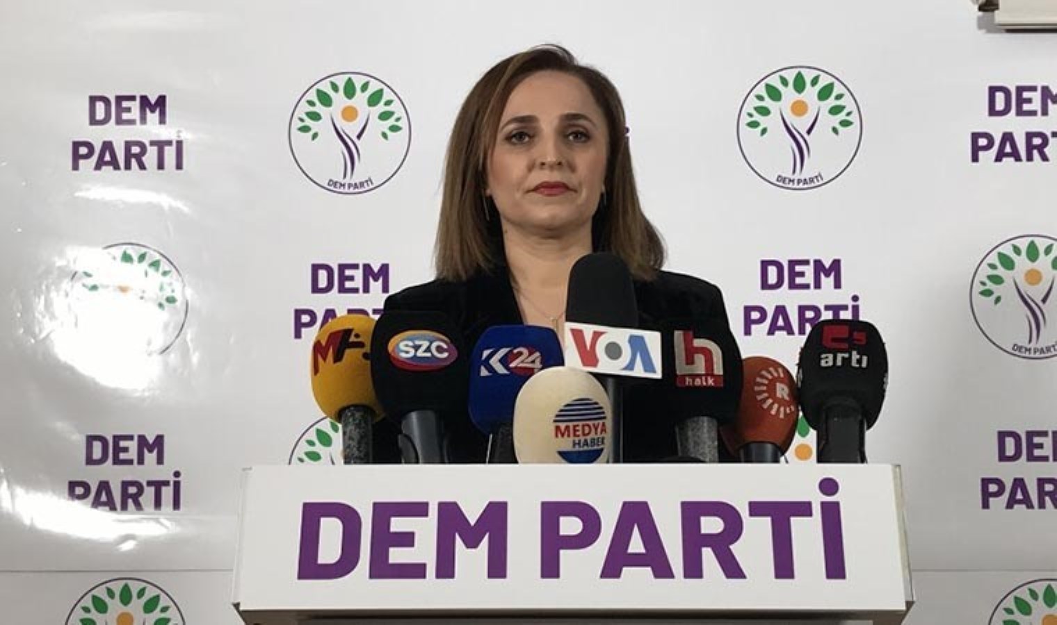 DEM Parti Sözcüsü Ayşegül Doğan: ‘Ne belediyelerimizden vazgeçeriz ne kurmak istediğiniz gelecek tahayyülünden’