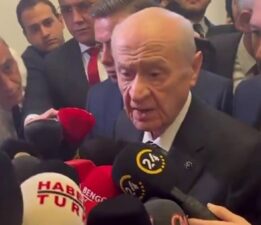 Devlet Bahçeli ‘Erdoğan’ sorusunu soran gazeteciyi azarladı: ‘Mesleğini bırak!’