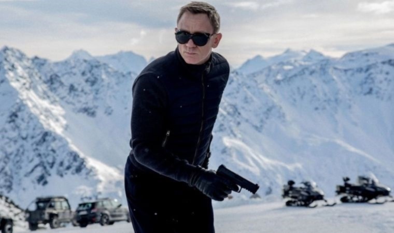 ‘James Bond’a hayat veren Daniel Craig’den rekor bağış