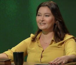 Nurgül Yeşilçay: ‘Gülmek için komedi programlarına sığınıyorum’