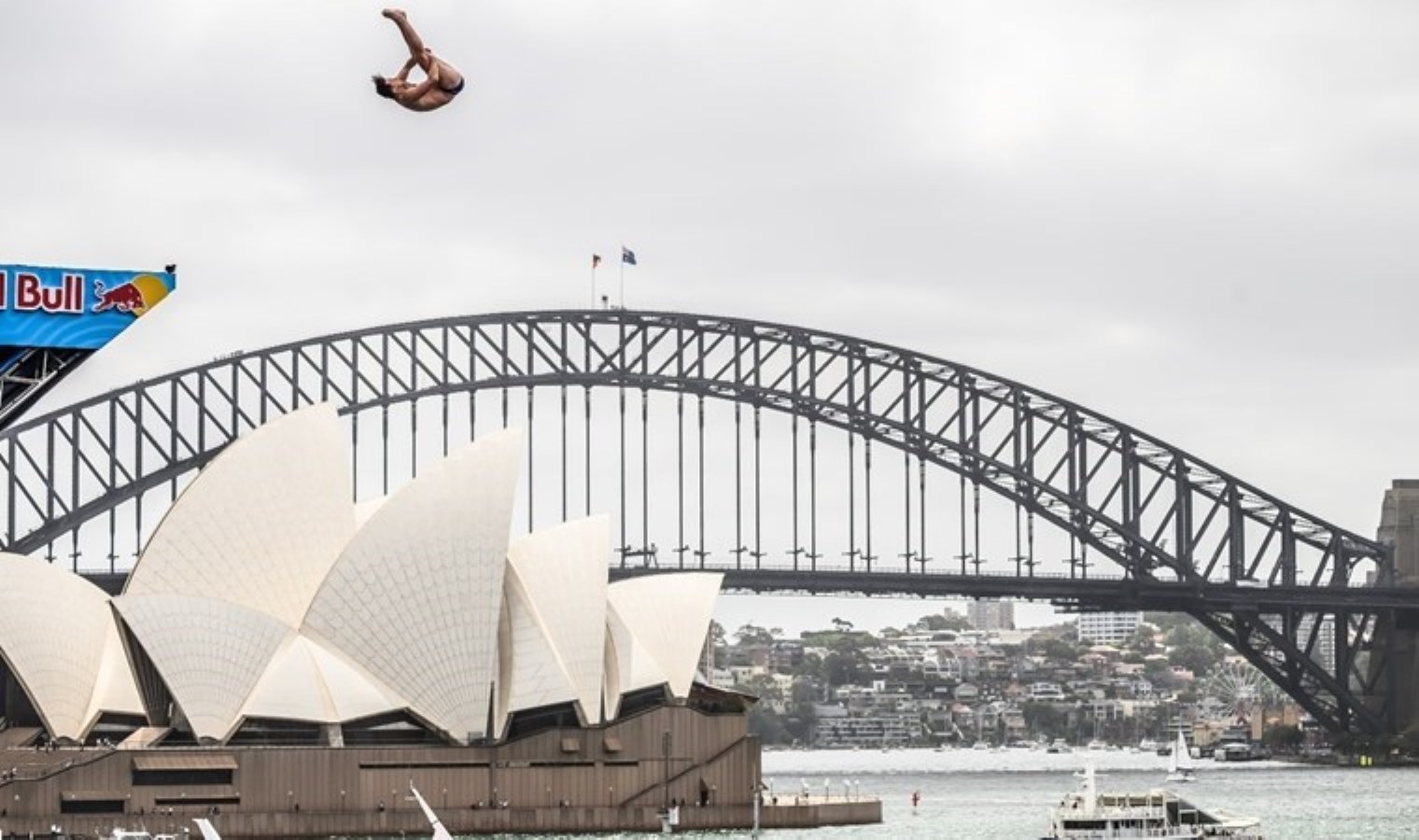 Red Bull Cliff Diving Dünya Serisi kazananları Sydney’de belli oldu